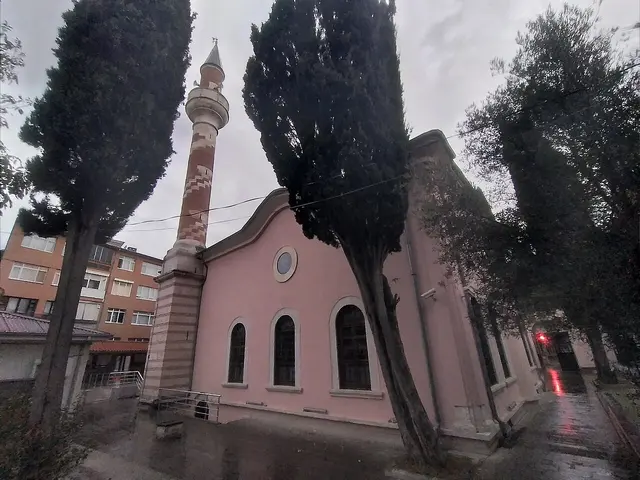 Çiçekçi Camii