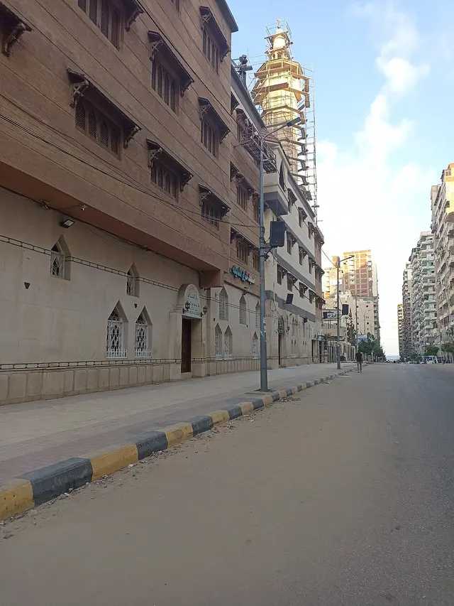 مسجد شرق المدينة