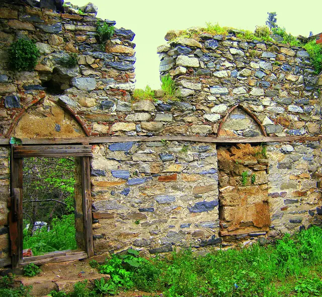 Feyzullah Pasha Masjid