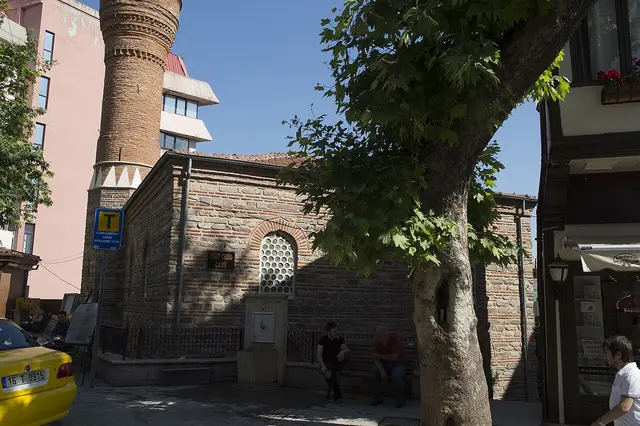 Yiğit Cedit Camii