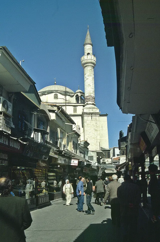 Şadırvanaltı Camii