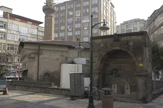 Şeyh Tennuri Cami
