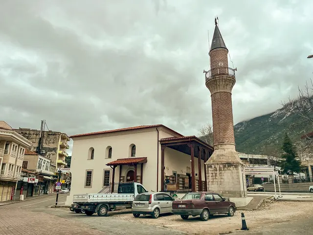 Karaosmanoğlu Mosque