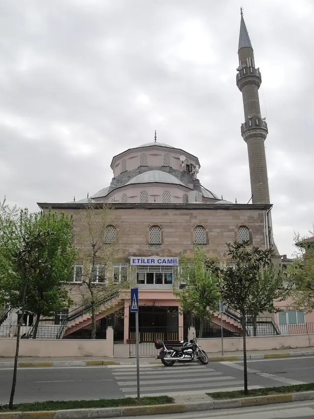 Etiler Cami