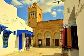 مسجد الثلاثة أبواب