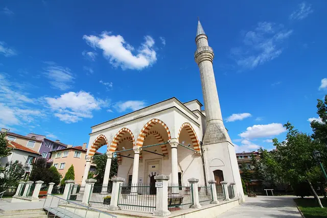 Taşlık Camii