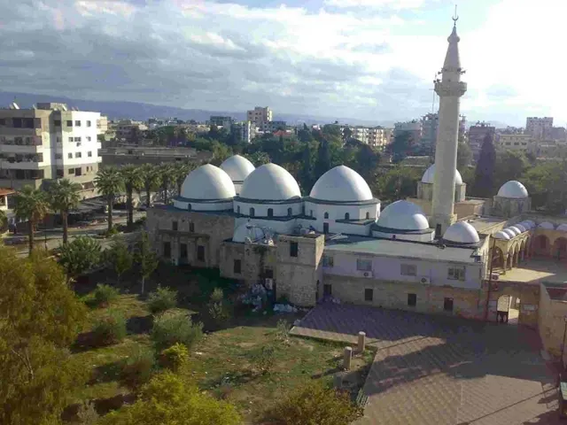 مسجد السلطان أبراهيم بن الأدهم