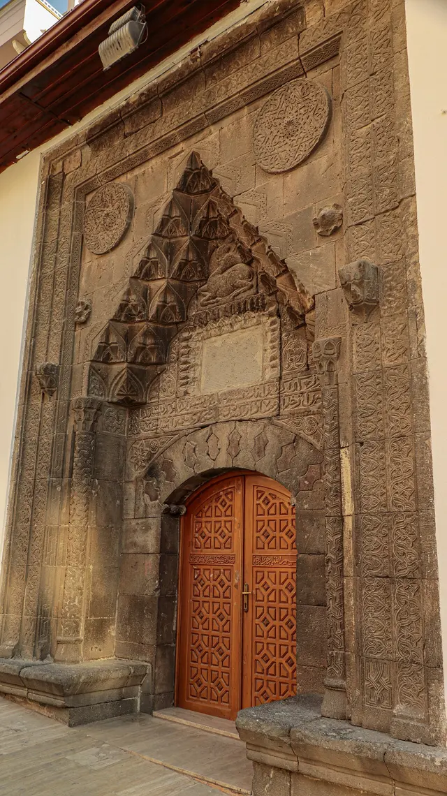 Çöreğibüyük Mosque