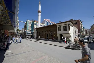 Yeşilli Cami