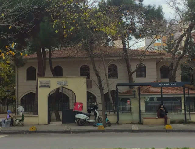 مسجد بوسيكلي